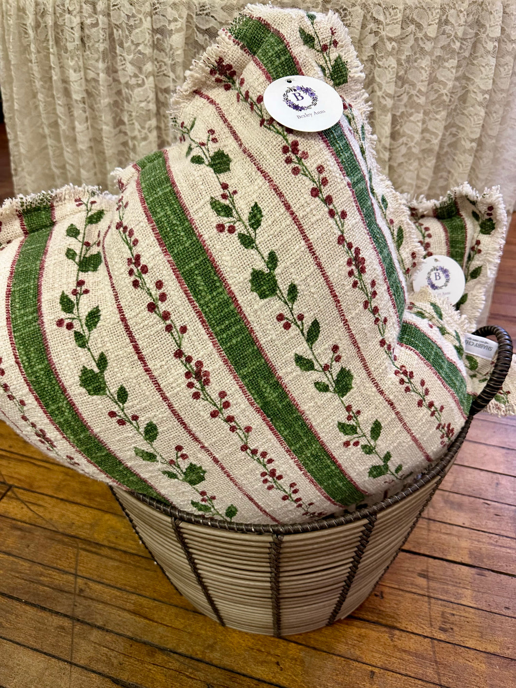 Holly Berries Washed Pillows