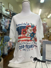 Load image into Gallery viewer, 4th of July USA Flag Floral Print Cotton Tee