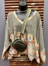 Load image into Gallery viewer, Green Patchwork Knit Sweater Top