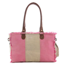 Load image into Gallery viewer, Queen Creek Crossbody Bag in Pink