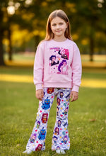 Load image into Gallery viewer, Singer Character Bell Set