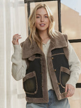 Load image into Gallery viewer, Denim Faux Fur Lined Vest