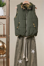Load image into Gallery viewer, Reversible Lined Puffer Vest with Zip Front