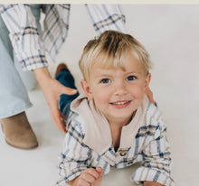 Load image into Gallery viewer, Mommy and Me Cream and Navy Plaid Flannel