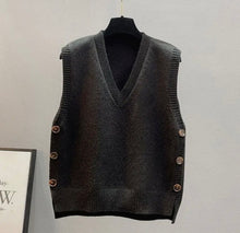 Load image into Gallery viewer, Vintage V-Neck Sweater Vest Black