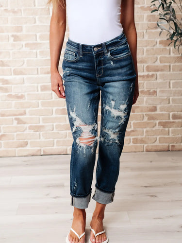 Judy Blue Mid Rise Distressed Boyfriend Jeans