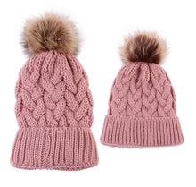 Load image into Gallery viewer, Fur Pom Hats