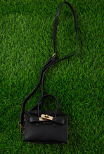 Load image into Gallery viewer, Kids Solid Clasp Purses