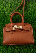 Load image into Gallery viewer, Kids Solid Clasp Purses