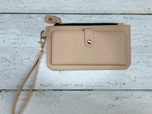 Load image into Gallery viewer, Wristlet Wallet