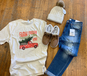 Farm Fresh Truck Tee Creme